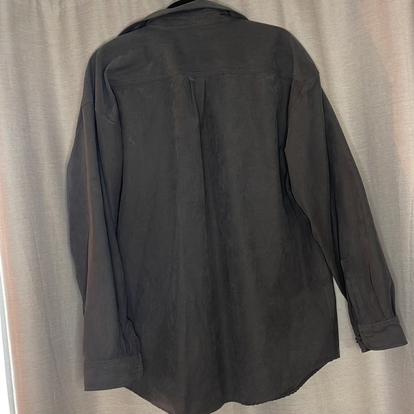 KNIGHTSBRIDGE SUEDE BUTTON DOWN LONG SLEEVE - Picture 6 of 6